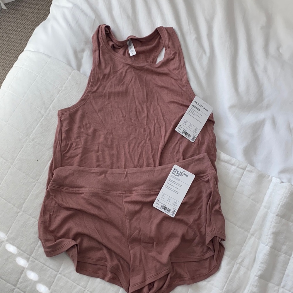 Athleta Well Rested Sleep Set - Picture 2 of 6